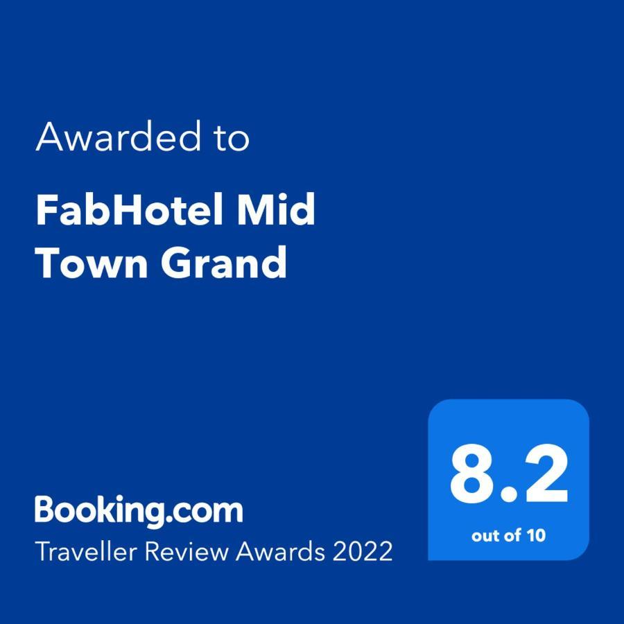 Fabhotel Mid Town Grand Панчкула Экстерьер фото